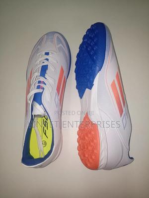 White F50 Trainers - thumbnail 2