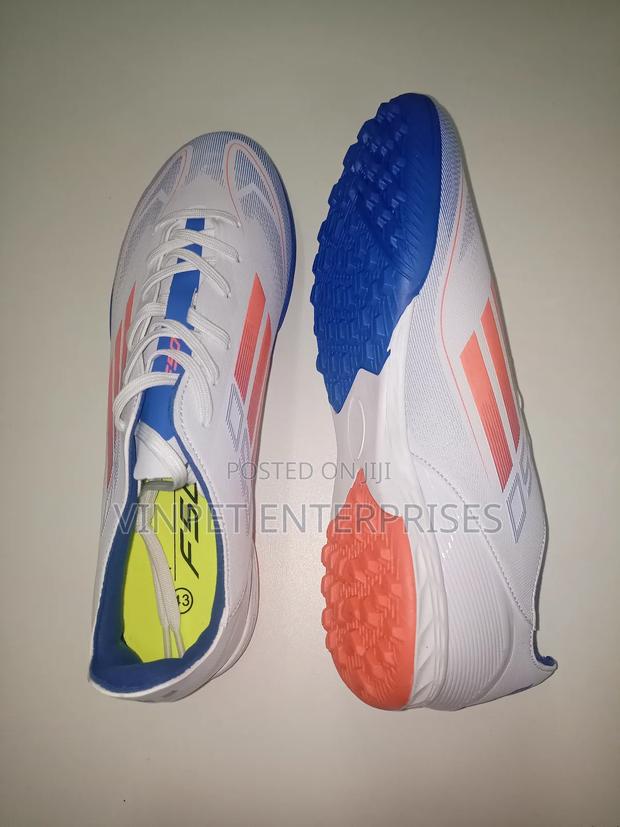 White F50 Trainers - main view