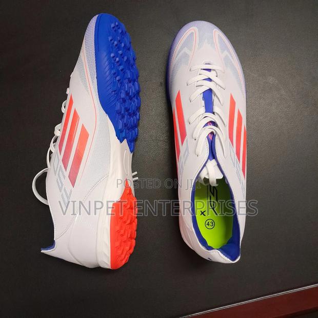 White F50 Trainers - thumbnail 3