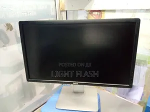 Dell 24 Inches Stretched