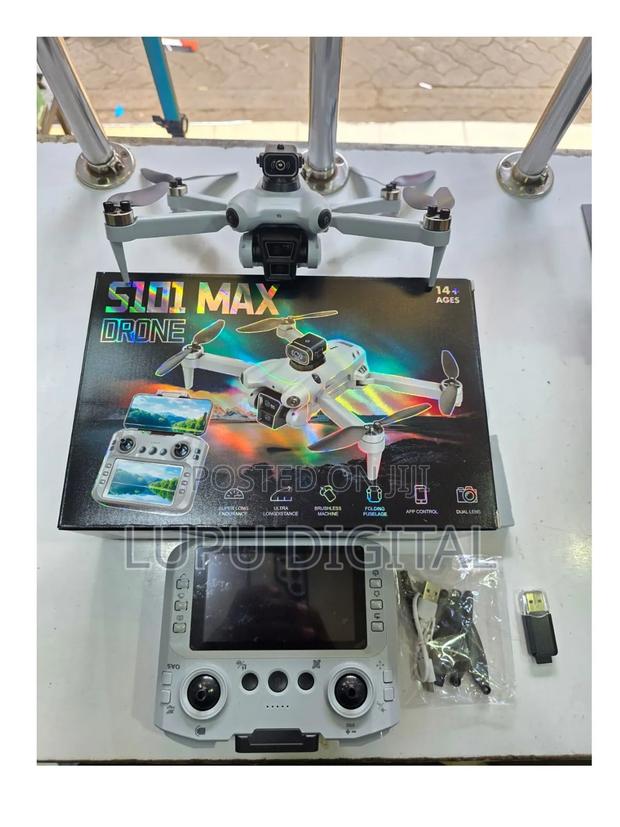 S101 Drone Double Camera With Screen - main view