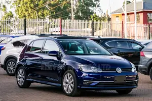Volkswagen Golf 2018 Blue