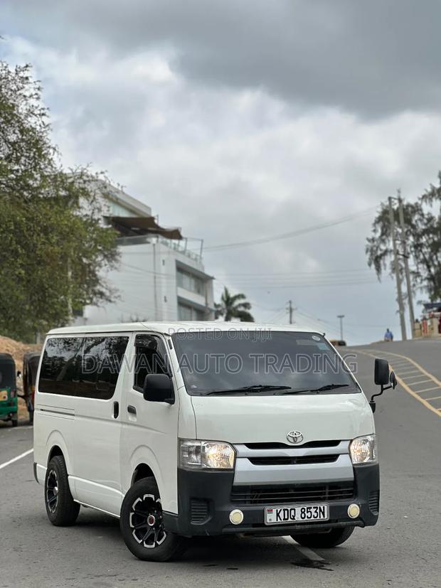 Toyota HiAce 2016 White - thumbnail 6