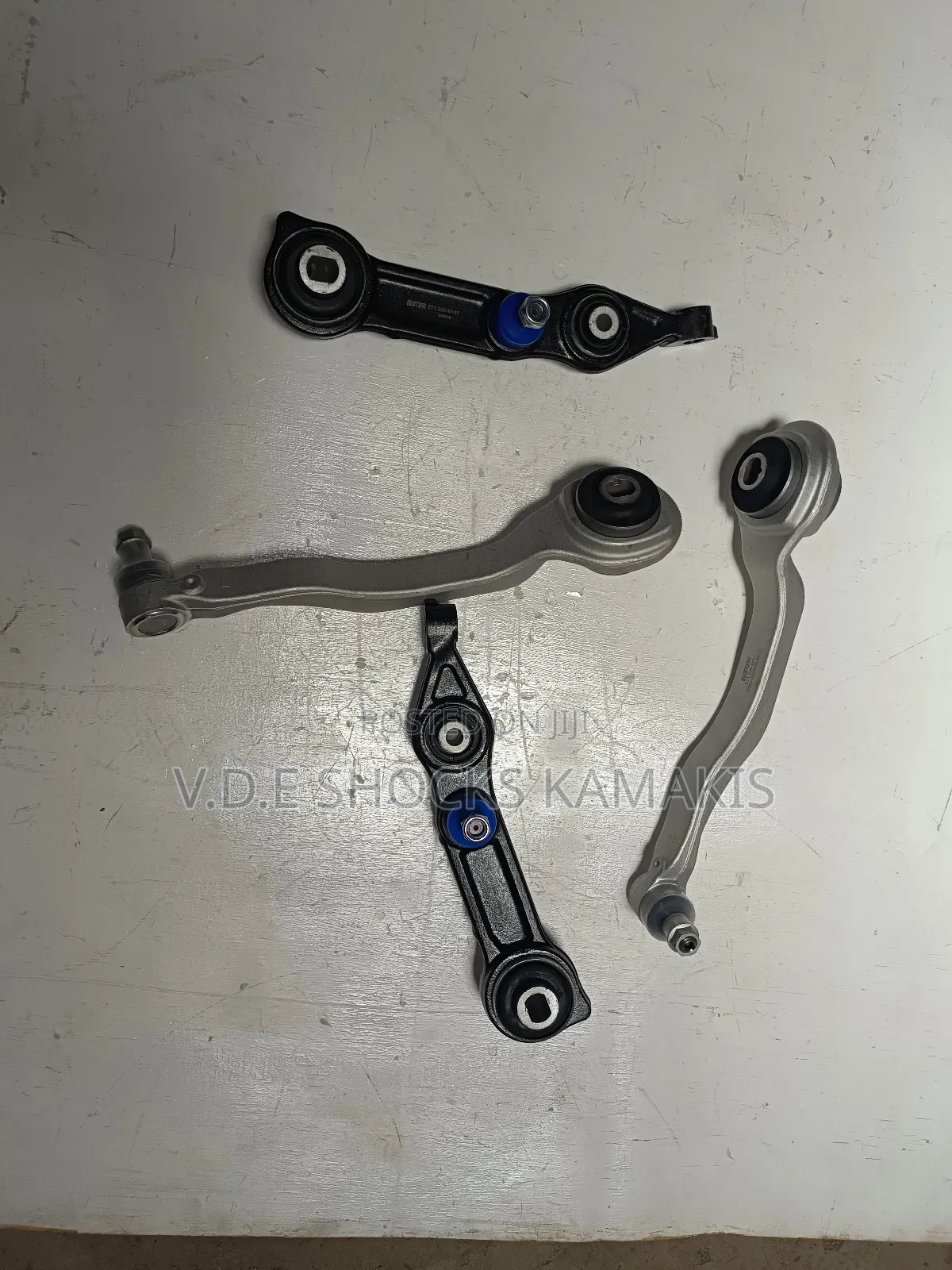Mercedes W211 Lower Curved and Straight Control Arm.