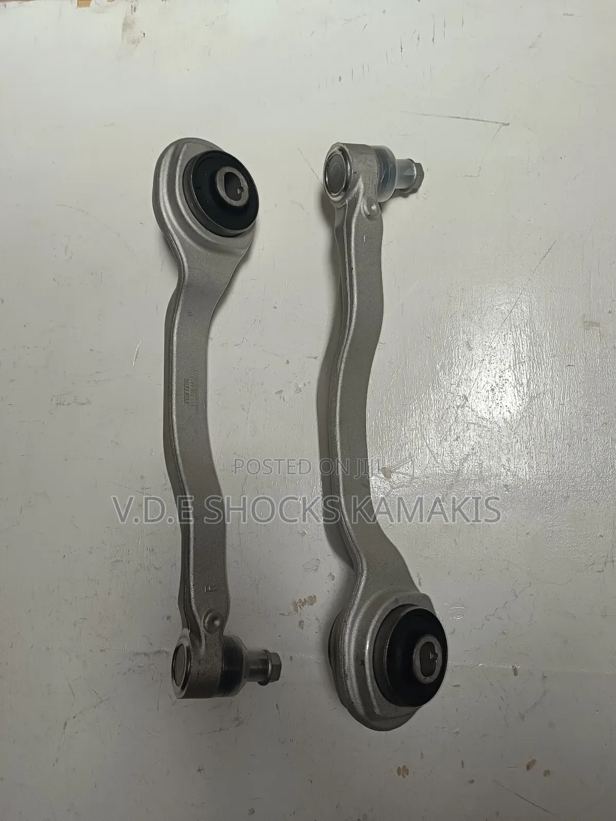 Mercedes W211 Lower Curved and Straight Control Arm.