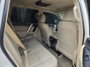 Toyota Land Cruiser Prado 2.7 2019 White