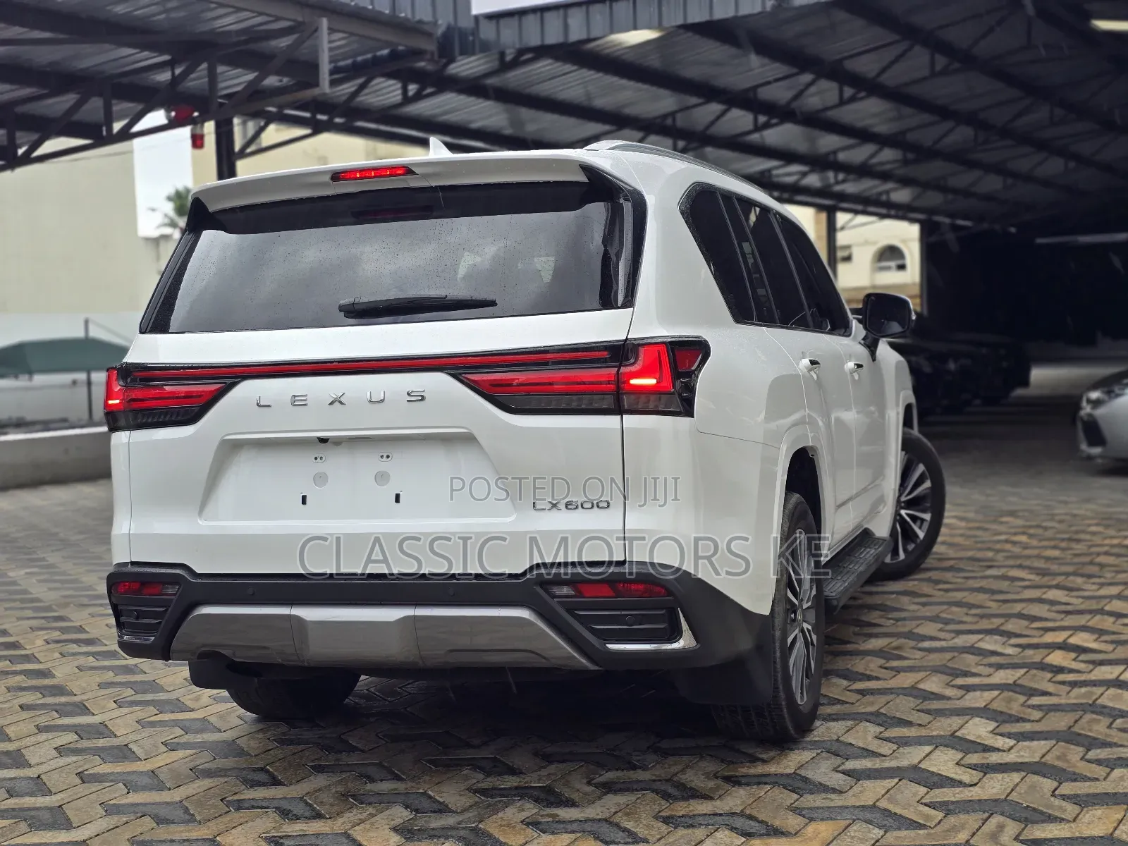 Lexus LX 600 2024 White
