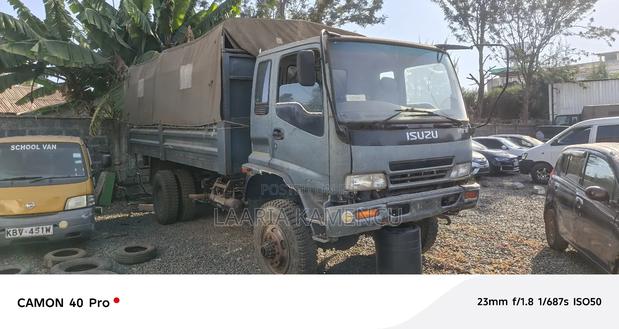 Isuzu Truck Fts Local 2016 Model - thumbnail 2