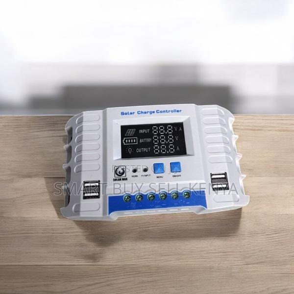 Over-Discharge Protection 12v/24v 30a PWM Solar Charge Controller - main view