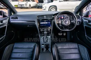 Volkswagen Golf 2018 Red