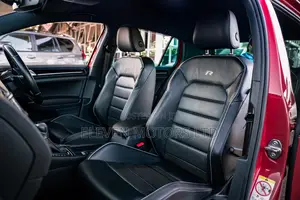 Volkswagen Golf 2018 Red