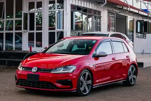 Volkswagen Golf 2018 Red