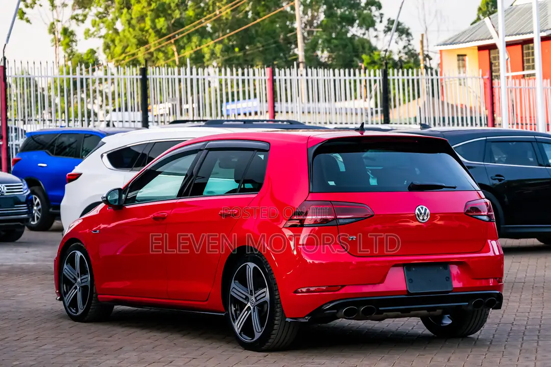 Volkswagen Golf 2018 Red