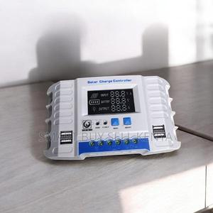 Stable Performance 12v/24v 30a PWM Solar Charge Controller - thumbnail 2