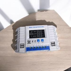 LCD Display Large Screen 12v/24v 30a PWM Solar Controller - thumbnail 2