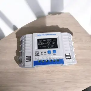 LCD Display Large Screen 12v/24v 30a PWM Solar Controller