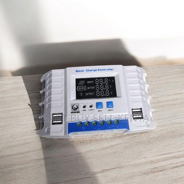 Dual Usb Output 12v/24v 30a PWM Solar Charge Controller - main view