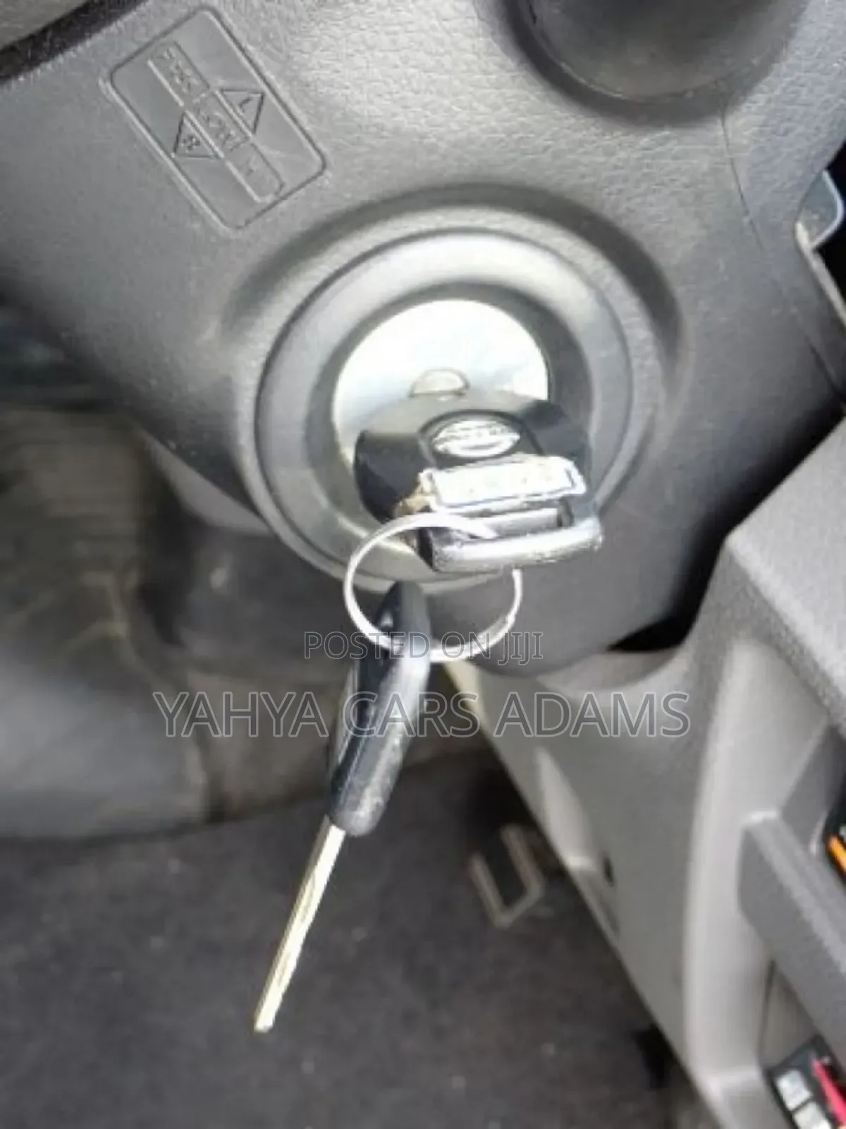 Nissan Caravan (Urvan) 2019 Silver