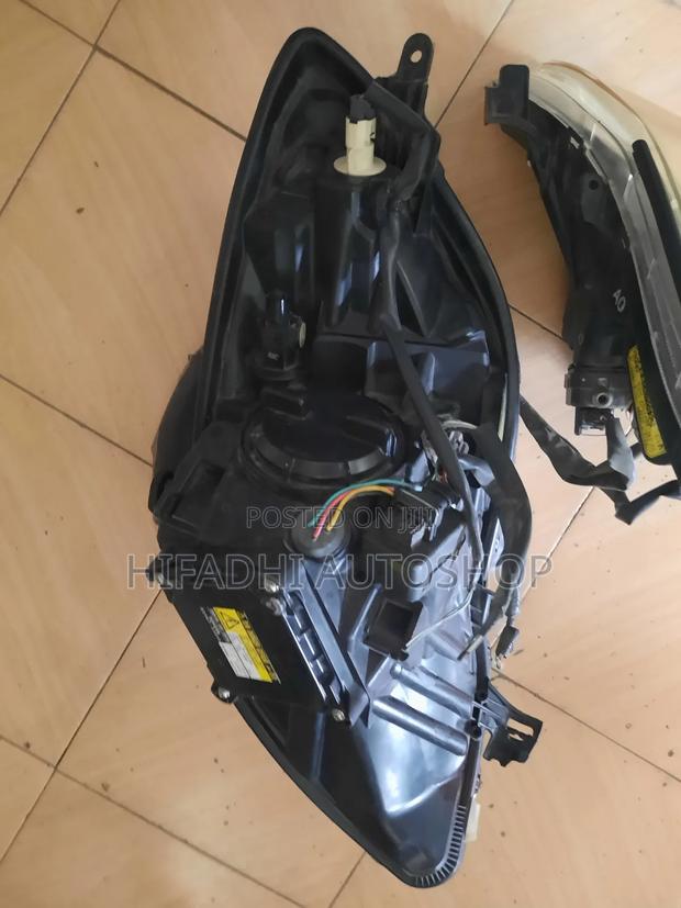 Toyota Vitz Headlight Xenon 2008-2010 - thumbnail 5