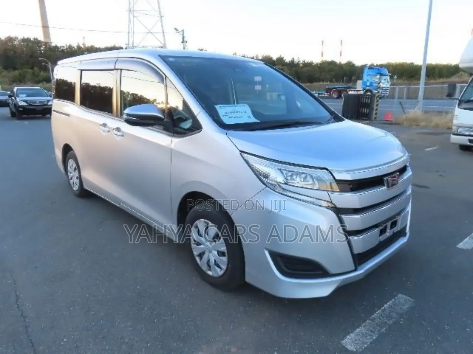 Toyota Noah 2.0 FWD (8 Seater) 2020 Silver