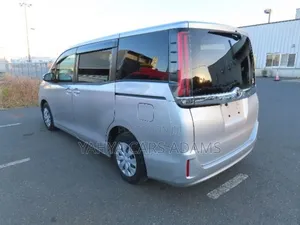 Toyota Noah 2.0 FWD (8 Seater) 2020 Silver