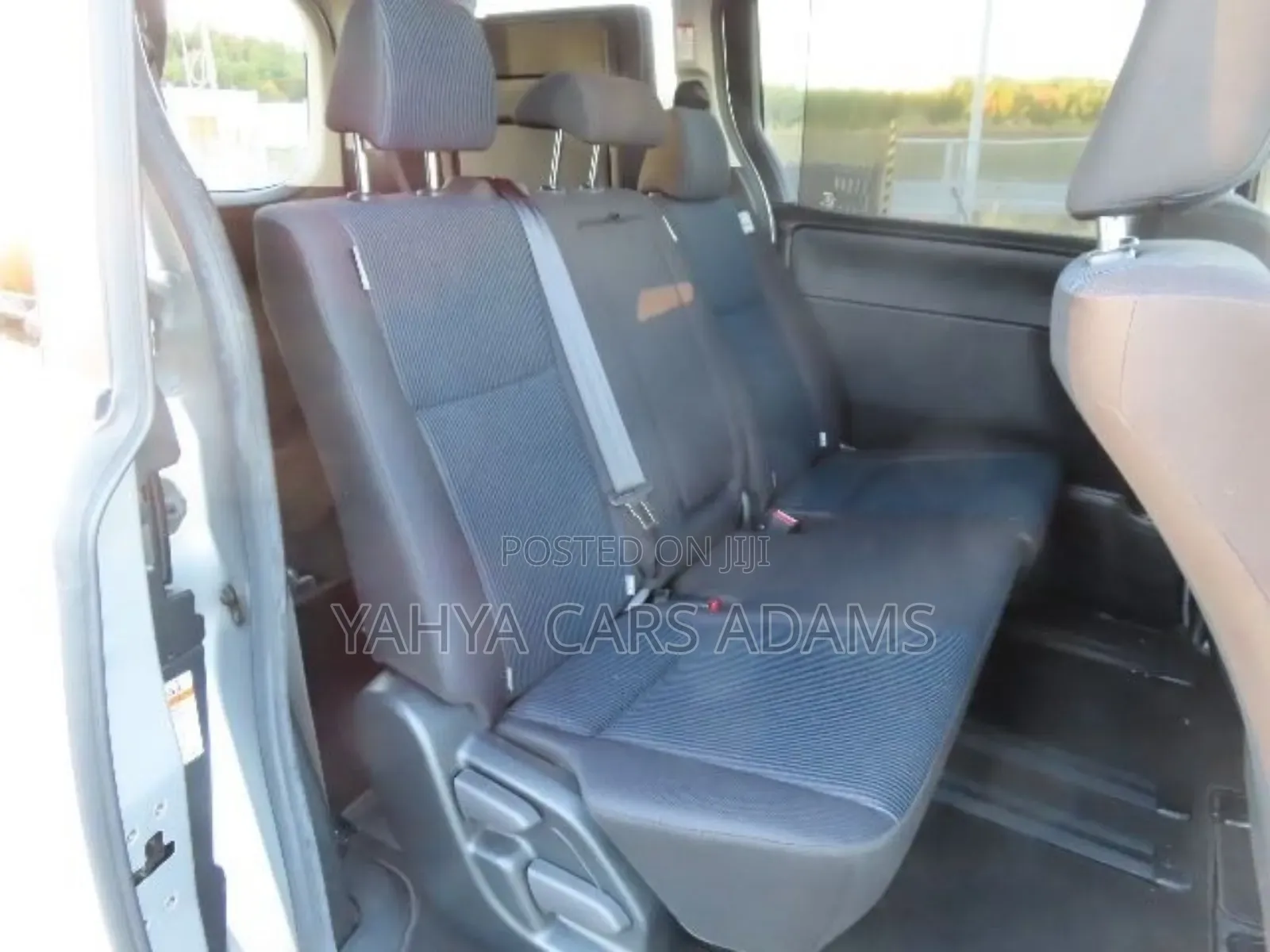 Toyota Noah 2.0 FWD (8 Seater) 2020 Silver