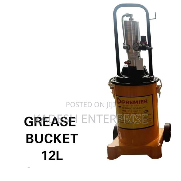 Grease Bucket 12l