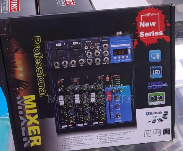 4 Channels Plain Mixer - main view