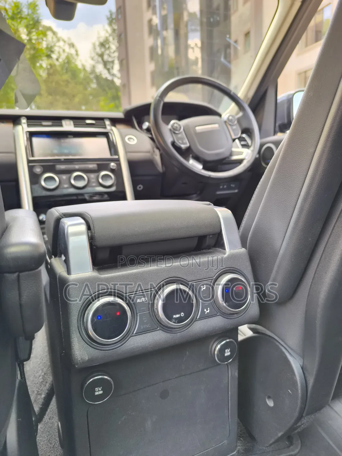 Land Rover Discovery HSE 4x4 2018 Gray