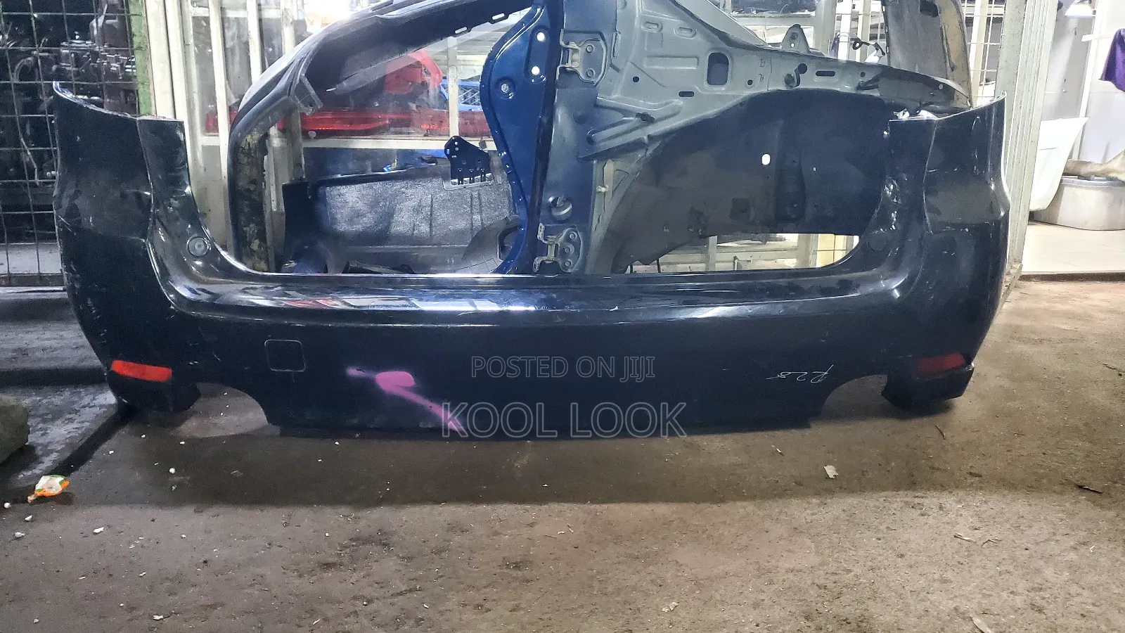 Subaru Legacy Br9 Rear Bumper Complete With Reflectors