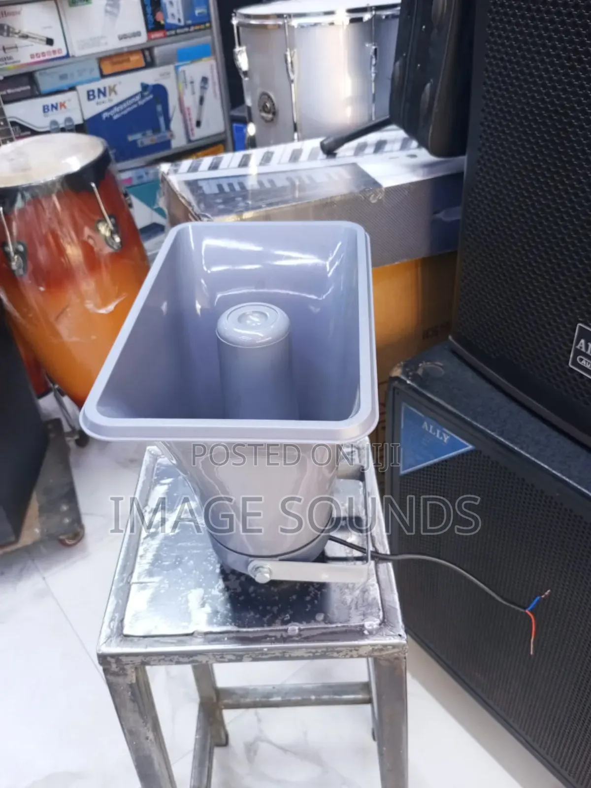 Square Like Horn Speaker