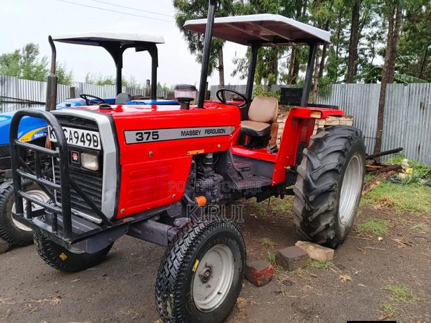 Massey Ferguson 375 2013 Tractor - thumbnail 2