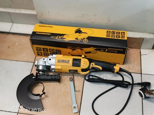 Dewalt Grinder 9" Grinder 2200w - thumbnail 3