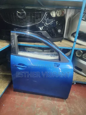Demio Demio 2015 Front Right Door