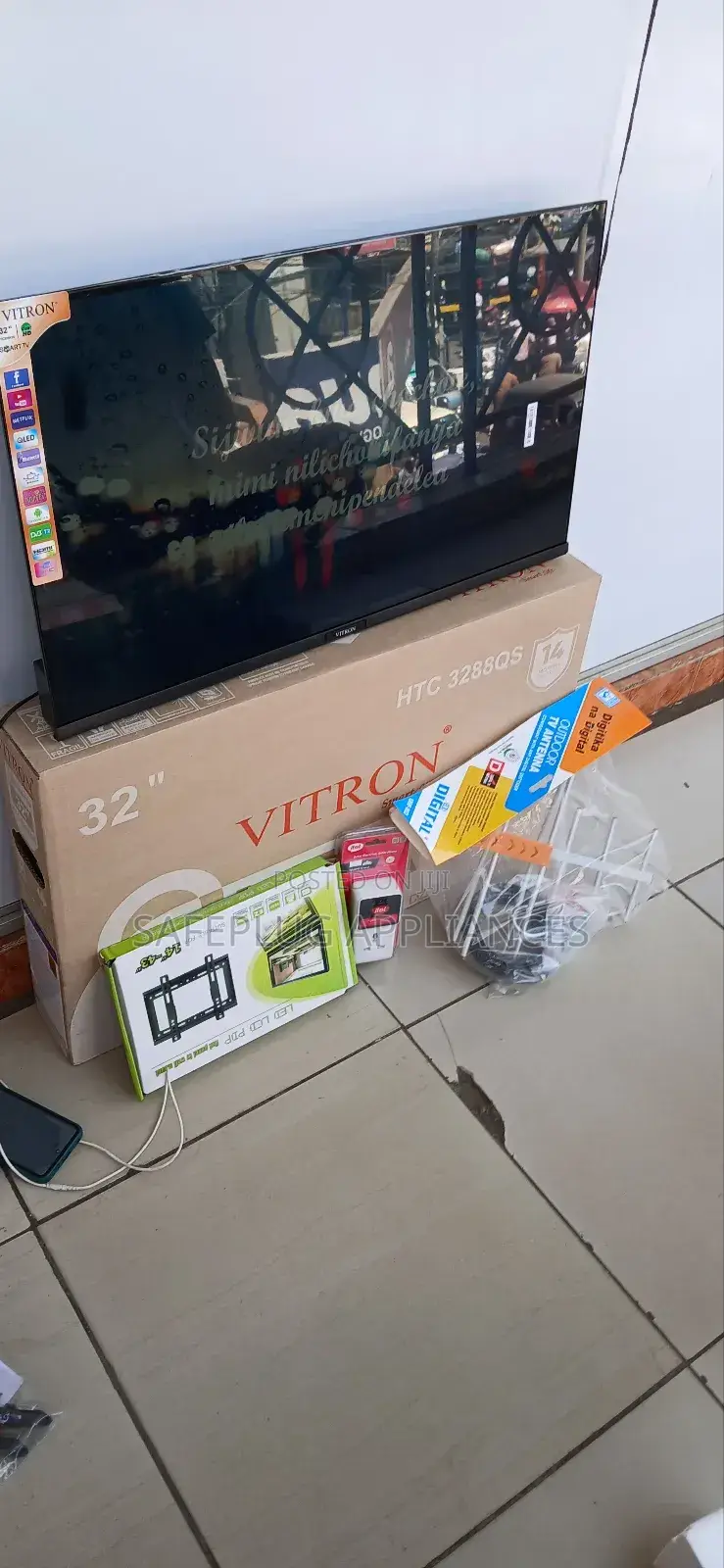 Vitron 32′′ Qled Smart Android Tv Flameless Bluetooth + Free Gift