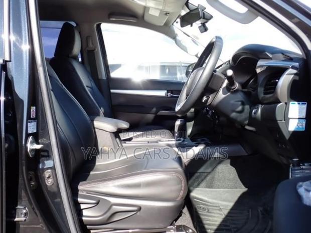 Toyota Hilux 2019 - thumbnail 7