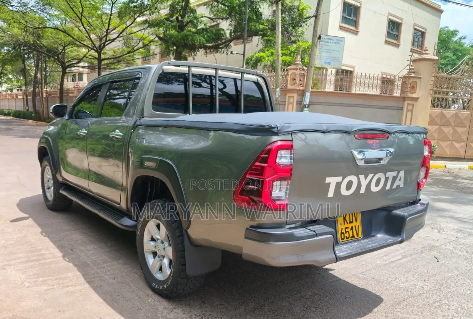 Toyota Hilux Revo Double Cab Deisel 2.8 AWD 2022 Brown
