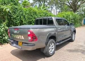 Toyota Hilux Revo Double Cab Deisel 2.8 AWD 2022 Brown