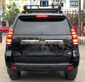 Toyota Land Cruiser Prado 2.8 2021 Black