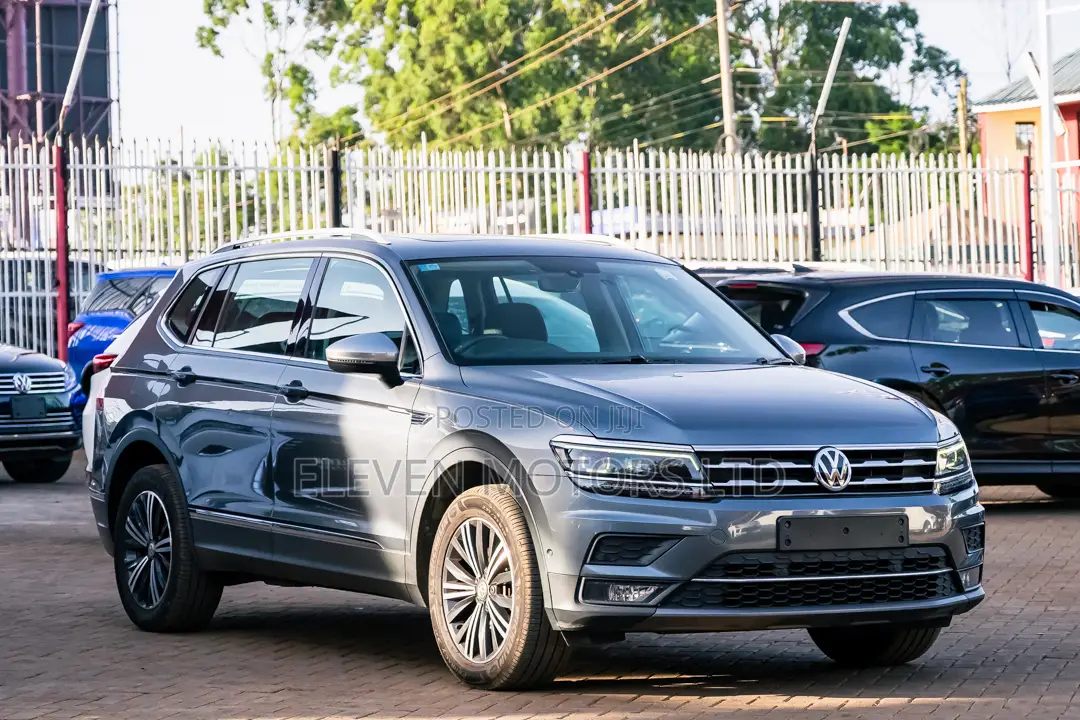 Volkswagen Tiguan 2018 Gray