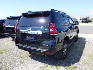 Toyota Land Cruiser Prado 2019 Black