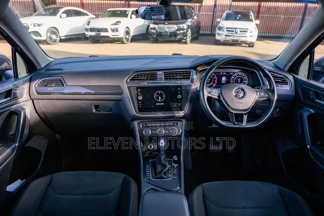 Volkswagen Tiguan 2018 Gray