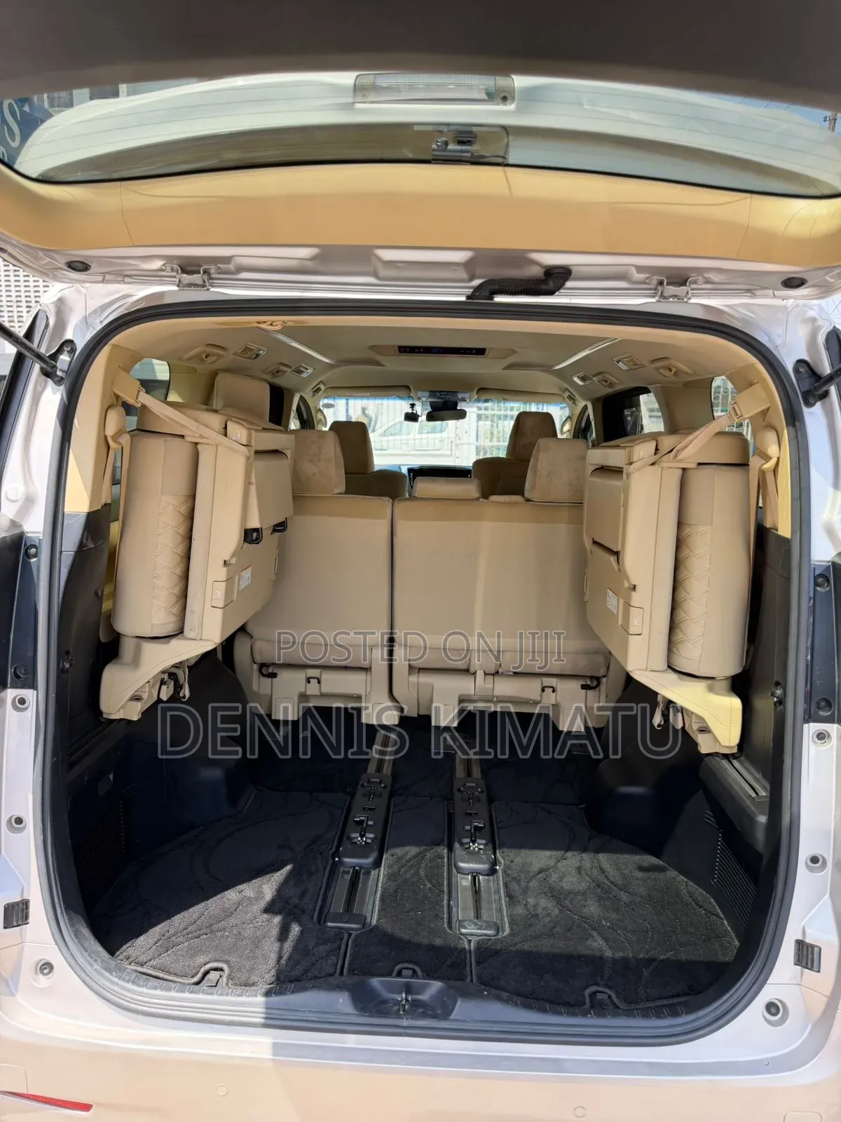 Toyota Alphard 2019 Gold