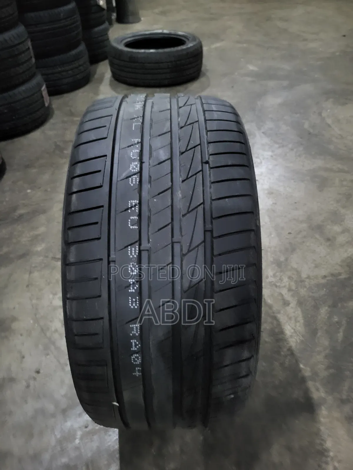 275/35r19 Durun