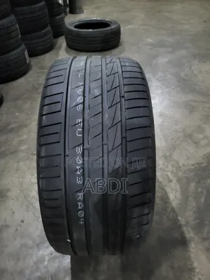 275/35r19 Durun