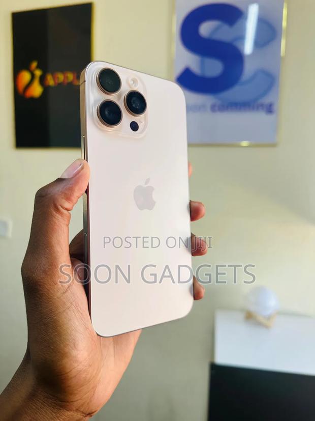 New Apple iPhone 16 Pro Max 256 GB Rose Gold - thumbnail 3