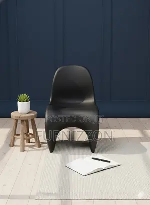Black Plastic Stool for Kitchen and Office