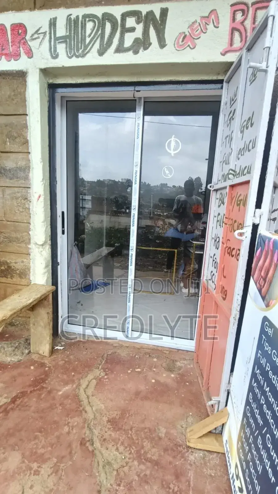 Alminium Shopfront