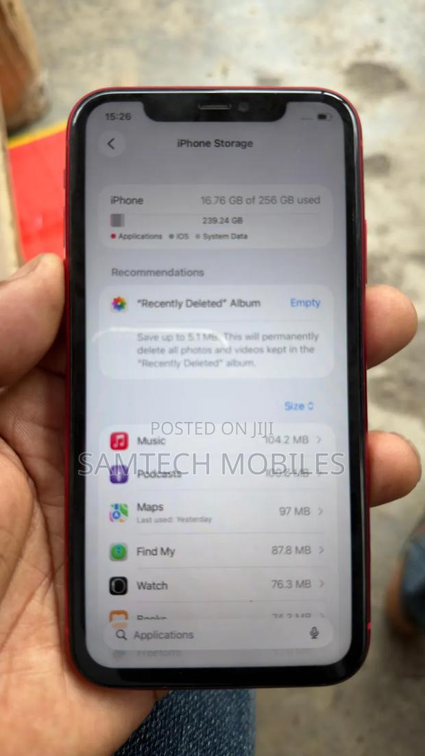 Apple iPhone 11 256 GB Red - thumbnail 4