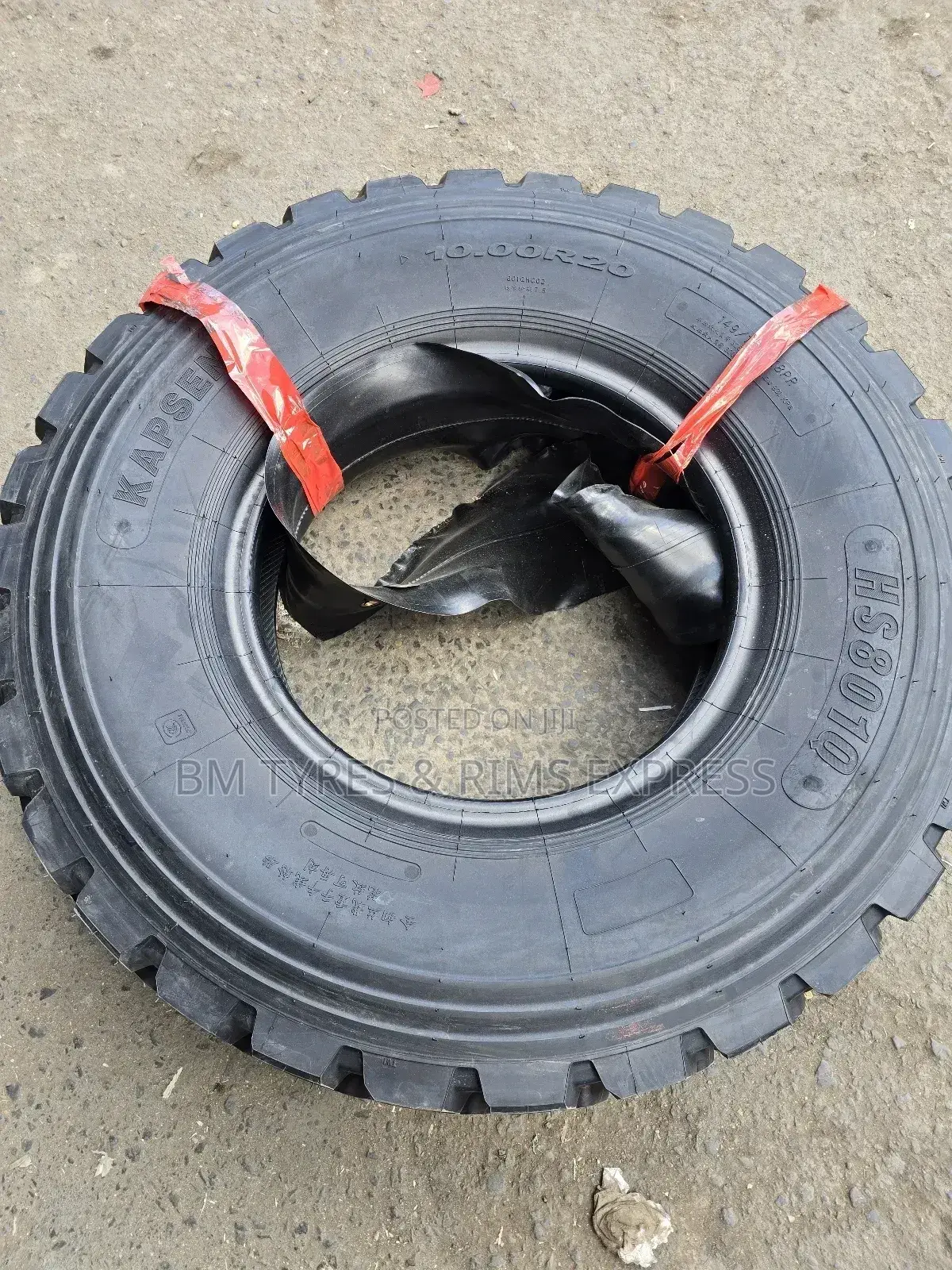 1000r20 Kapsen Tyres (Diff)